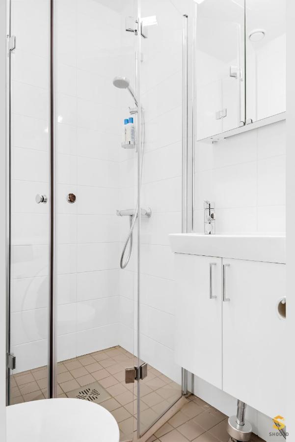 Wehost Bright And Central 1Br For Four Travellers Хельсинки Экстерьер фото